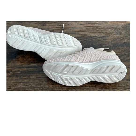 APL Techloom Phantom Sneakers Pale Pink - Picture 9 of 9